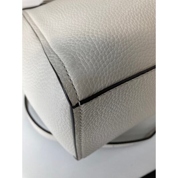 MICHAEL KORS, MEDIUM IVORY PEBBLED LEATHER CROSSBODY BAG - Picture 11 of 16